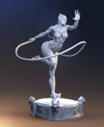 Catwoman – Selina Kyle’s Statue - Image 5
